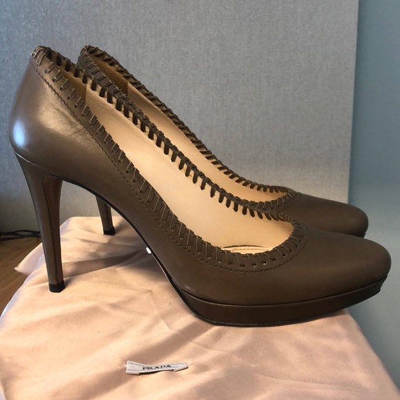 Calzature Donna Prada Pump - Picture 2 of 5